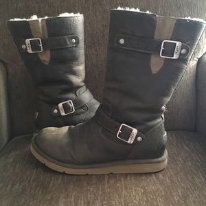 Brown leather women’s UGG boots